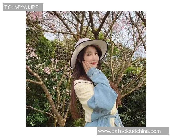 杨丽专访：从青涩少女到篮球明星的成长之路回顾